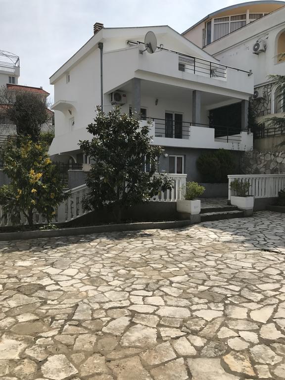Villa Diana Utjeha Exteriör bild